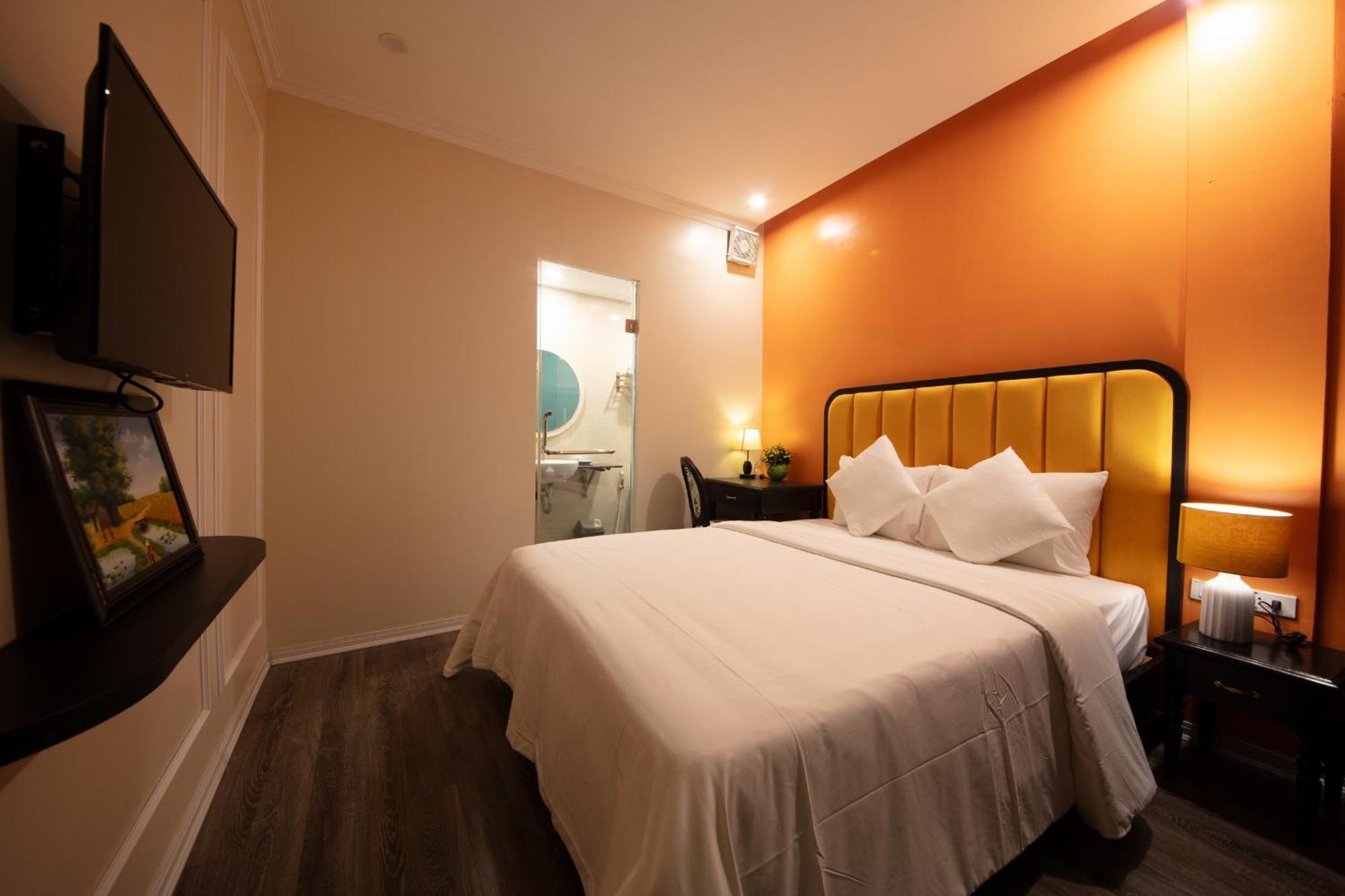 Omina Hanoi Hotel & Travel Exterior photo