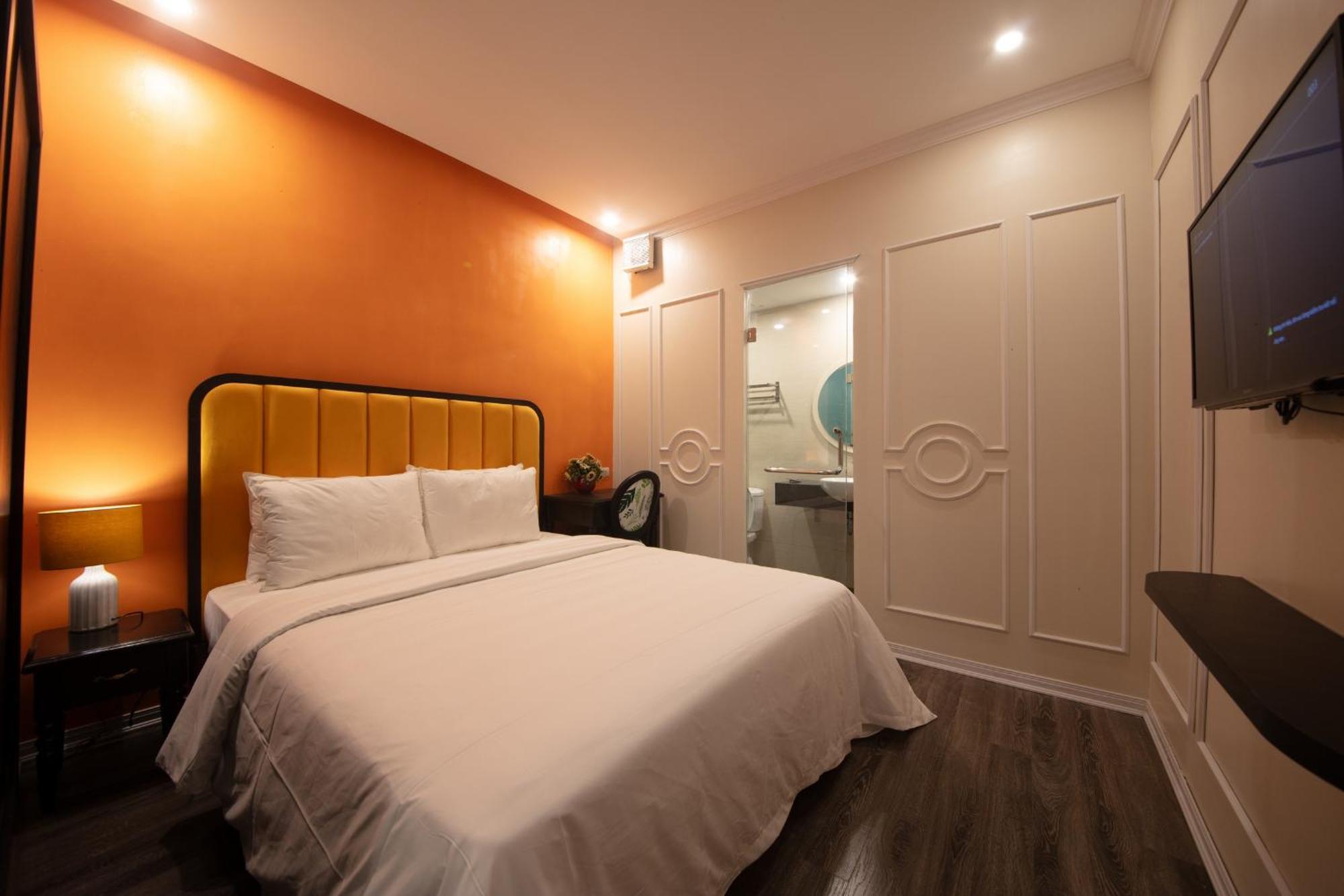Omina Hanoi Hotel & Travel Exterior photo