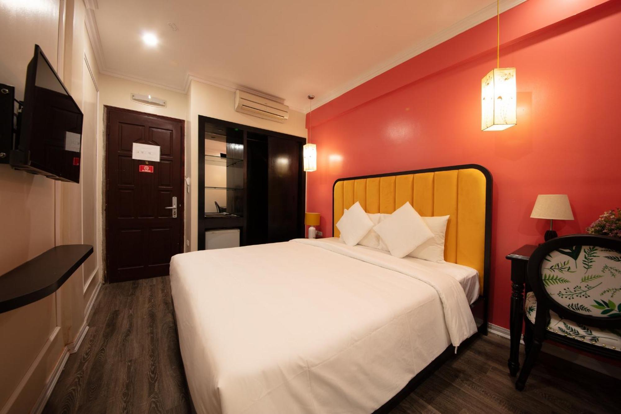 Omina Hanoi Hotel & Travel Exterior photo