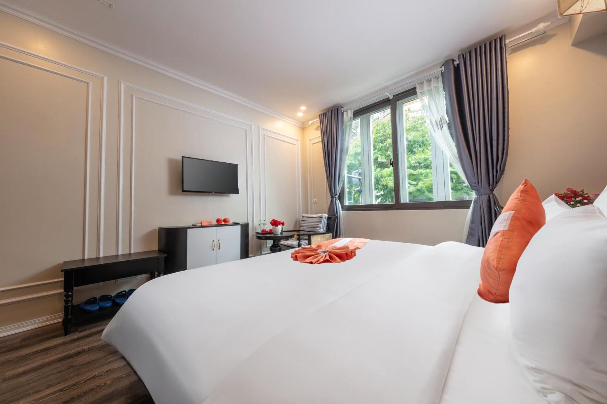 Omina Hanoi Hotel & Travel Exterior photo