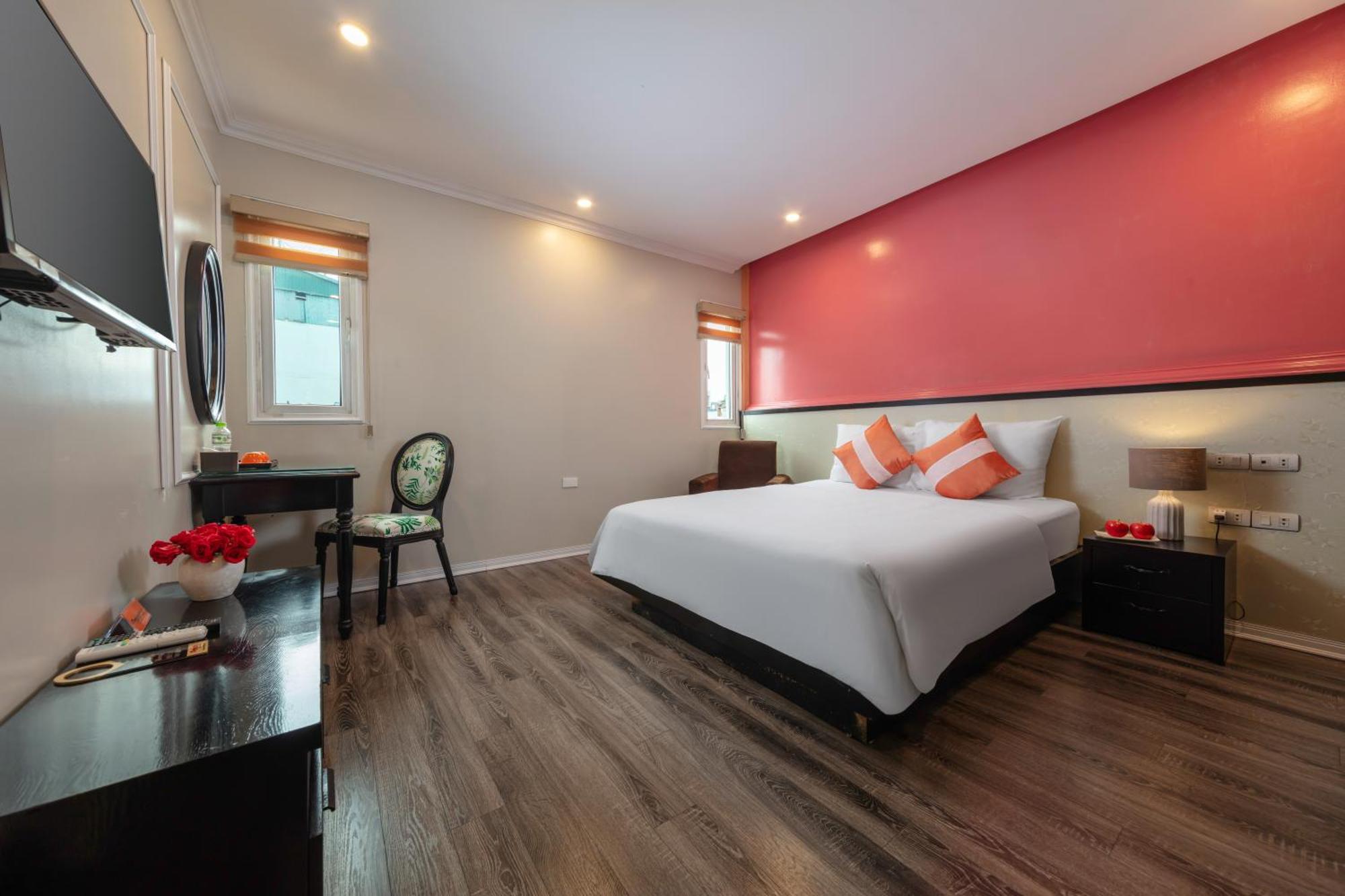 Omina Hanoi Hotel & Travel Exterior photo