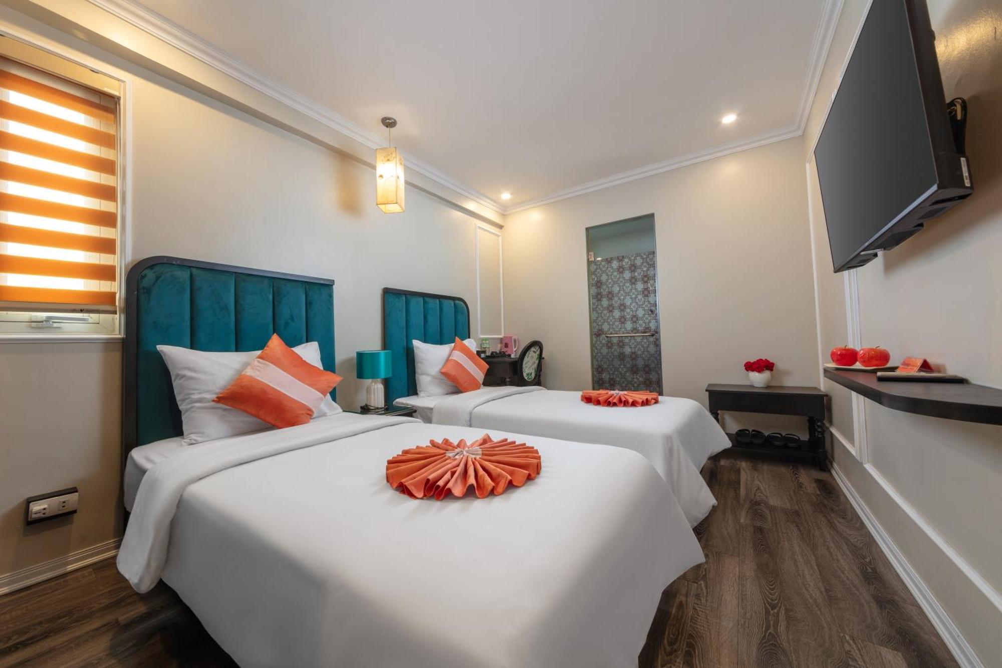 Omina Hanoi Hotel & Travel Exterior photo