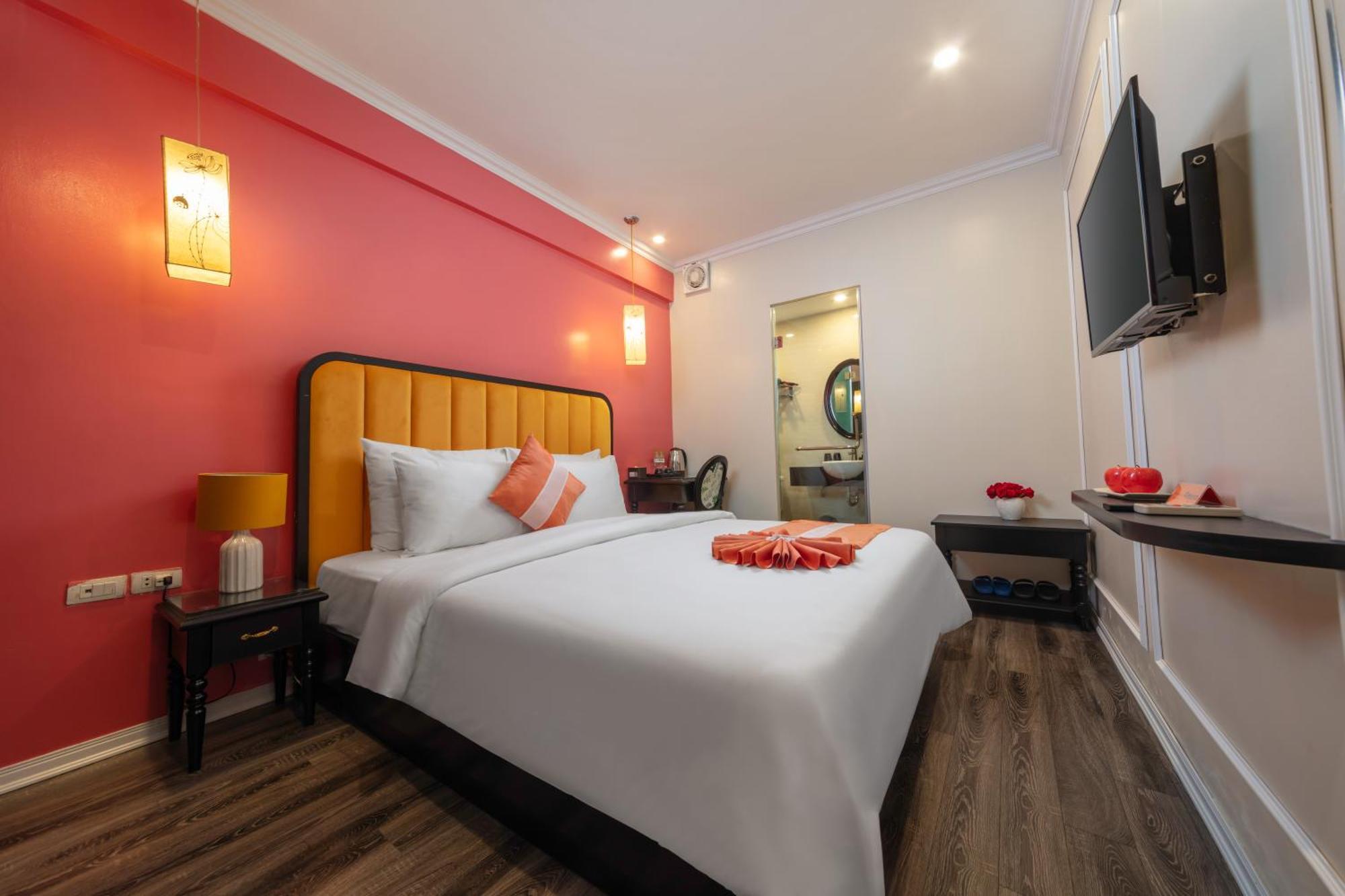 Omina Hanoi Hotel & Travel Exterior photo
