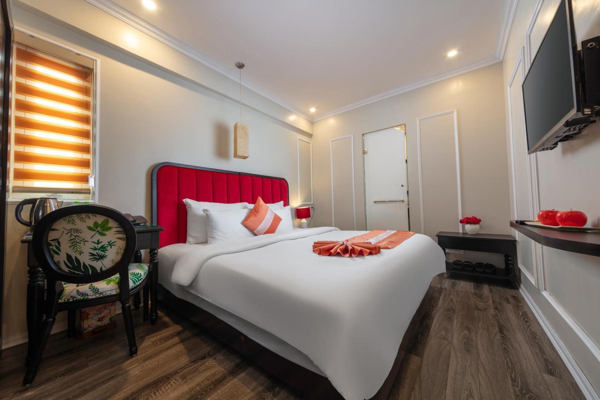 Omina Hanoi Hotel & Travel Exterior photo
